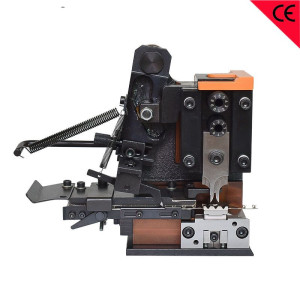 Fully automatic five wire crimping machine applicator Assembly part for crimping equipment terminal clamp mold