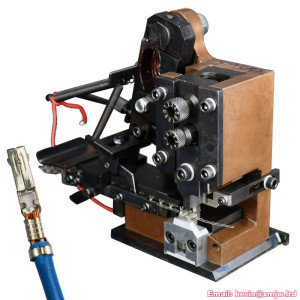 Side Feed Terminal Crimping OTP Mould Applicator