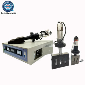 15kHz 2600W Ultrasonic Welding System Parts Steel Horn Generator